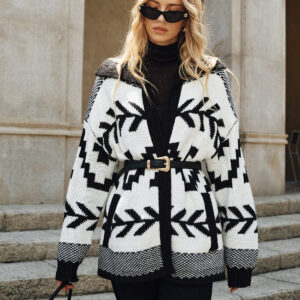 Knitted cardigan with a geometric pattern and a collar, without a belt.